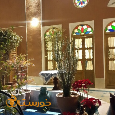 کافه رستوران خانه تاریخی موسیو آراکل (اصفهان)